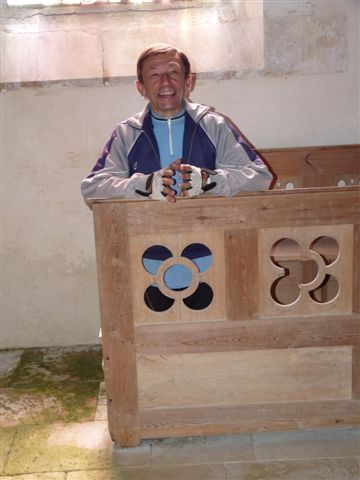 <p>semble inspirer frère Gérard !</p>