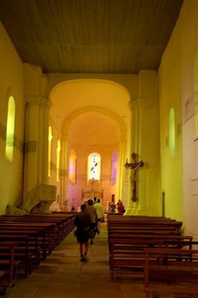<p>L'intérieur.</p>