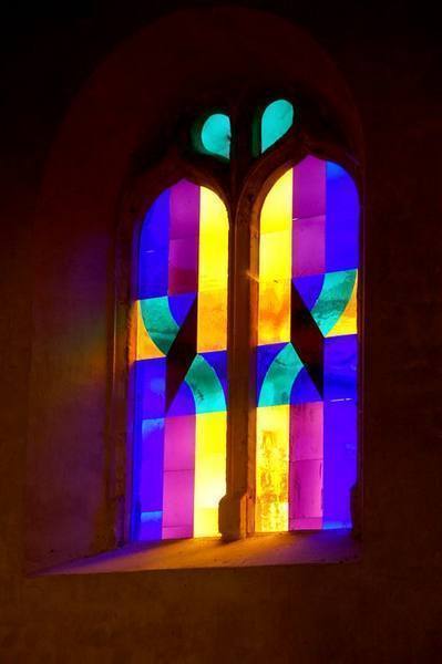 <p>Le vitrail du cœur.</p>
