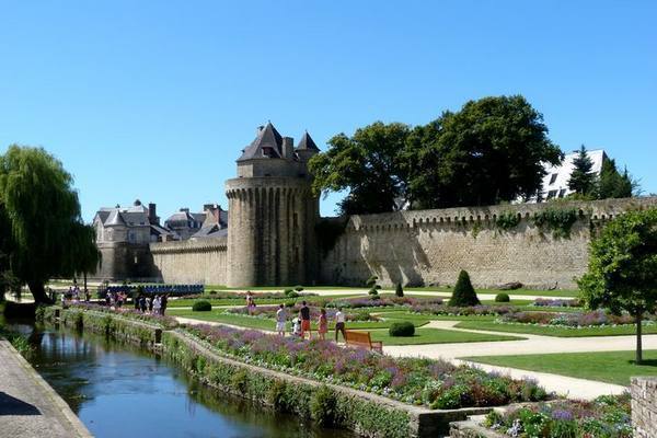 <p>Des remparts magnifiques.</p>